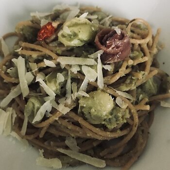 Spelt spaghetti with broad beans.jpeg