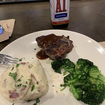 Sirloin, broccoli, and garlic mash