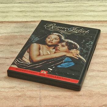 Romeo And Juliet (1968) Movie DVD