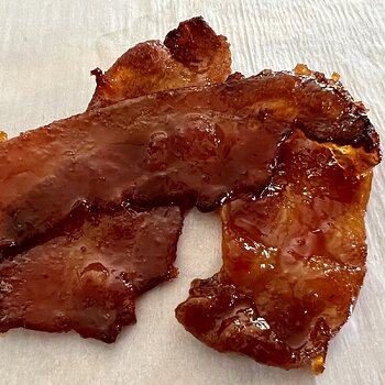 Sriracha-Maple Glazed Bacon