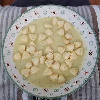 Cream of leek & potato soup
