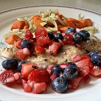 Pan-seared chicken w/ berry-balsamic salsa