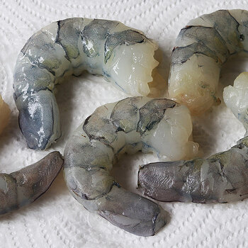 Raw prawns s.jpg