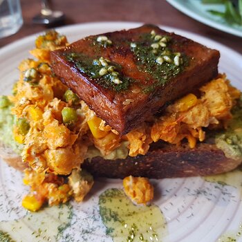 Smashed Avo & Chickpea on sourdough with tofu