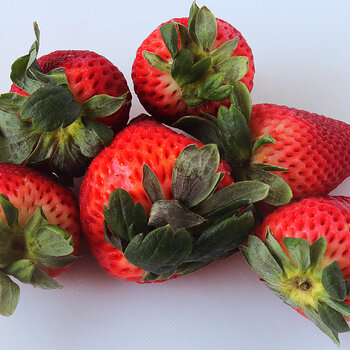 Strawberries s.jpg