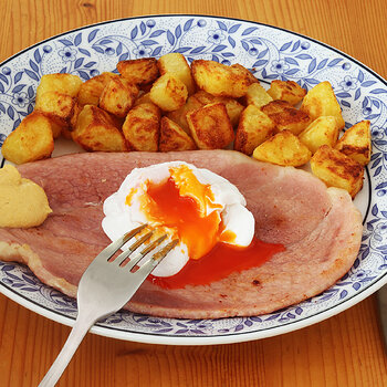 Egg and roasties 2 s.jpg