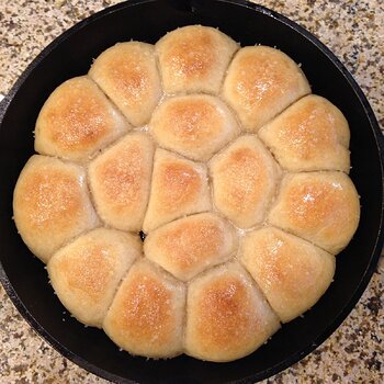 Cast Iron Skillet Rolls