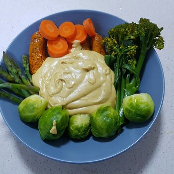 Vegan Cheese Fondue with steamed veg