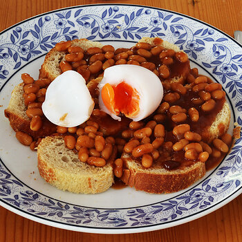 Beans egg toast 4 s.jpg