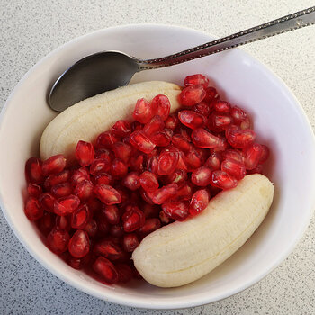 Pomegranate banana s.jpg