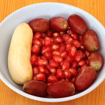 Pomegranate banana grapes s.jpg