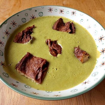 Creamy Courgette & Pea Soup