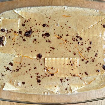 Media 'Tofu marinating' in album 'Vegan Orange & Miso Glazed Tofu'