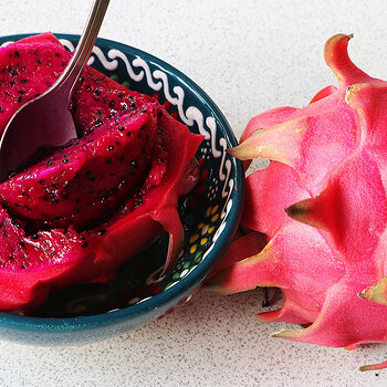 Dragonfruit-2 s.jpg