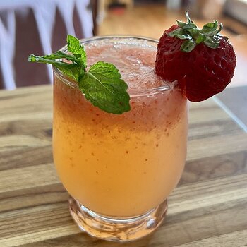 Strawberry Spritzer