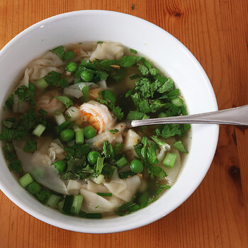 Prawn wonton soup 2 s.jpg