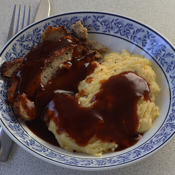 Haslet mash gravy s.jpg