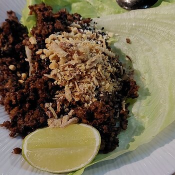 SAN CHOI BOW lettuce, mushroom XO, fried shallots