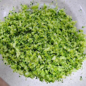 Crumbled broccoli
