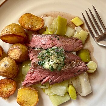 Broiled Skirt Steak w/ Garlic-Brandy Butter, Sautéed Leeks, and Pan-Fried Potatoes