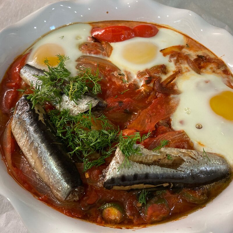 Sardine and egg shakshouka