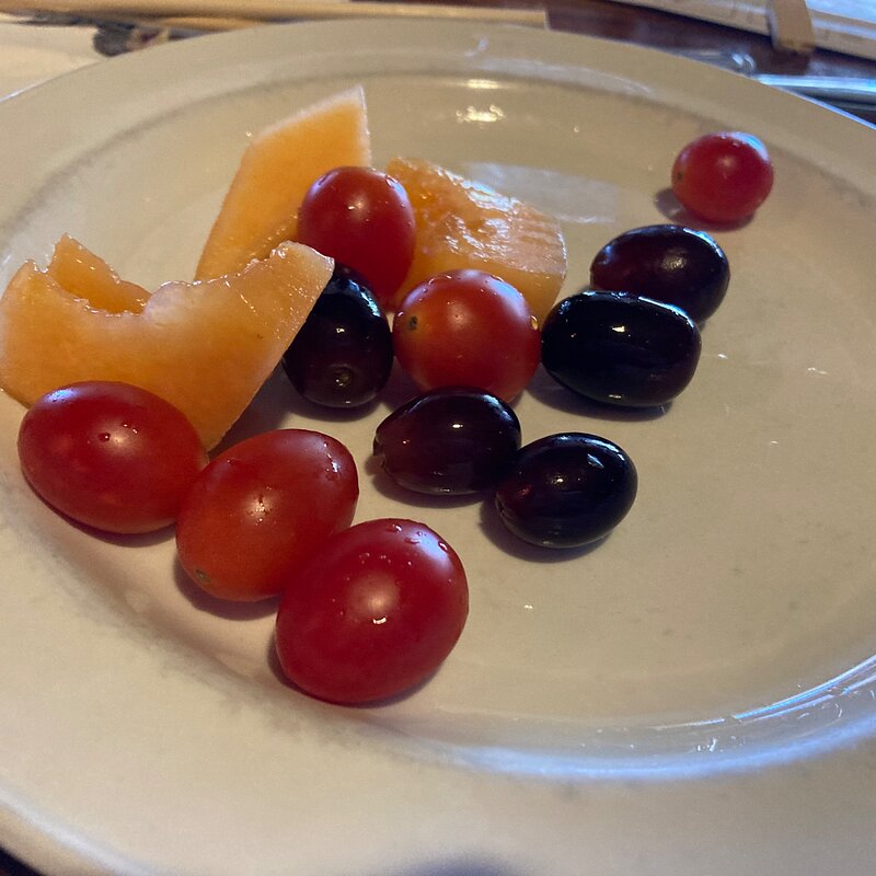 Lunch buffet at Duke’s Waikiki