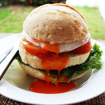 egg burger.jpg