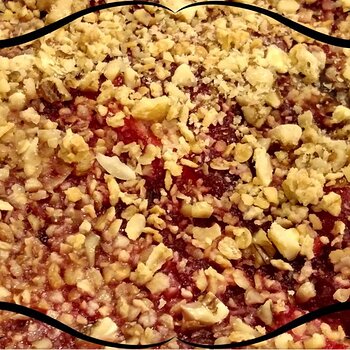 CranApple-crisp-feature-photo.jpg