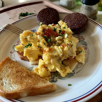 Cheesy Scrambled Eggs