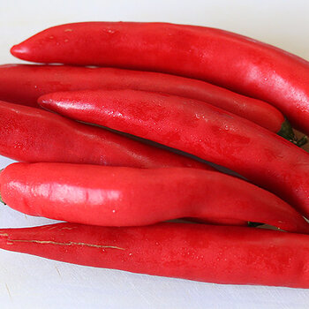 cayenne red peppers s.jpg