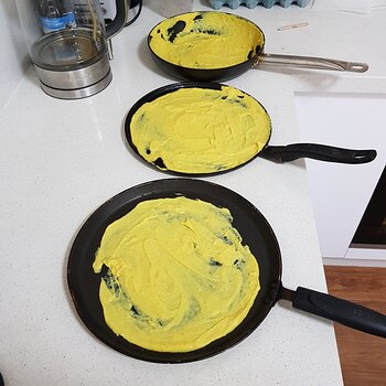 Media 'Making of the Khandvi' in album 'Khandvi (spicy chickpea flour pancakes)'