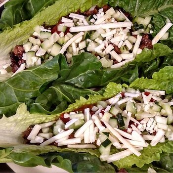 Vegan-tacos-in-lettuce-wraps-whole-plate.jpg