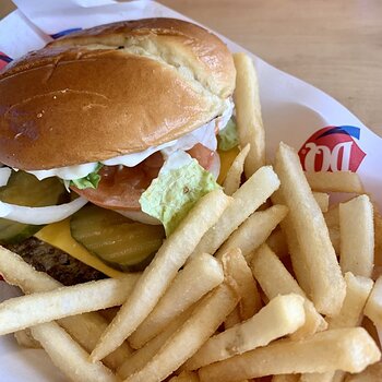 DQ Cheeseburger