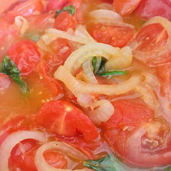 Cooking Pizzutelli and basil sauce.jpeg