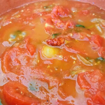 Tomato and basil sauce almost ready.jpeg