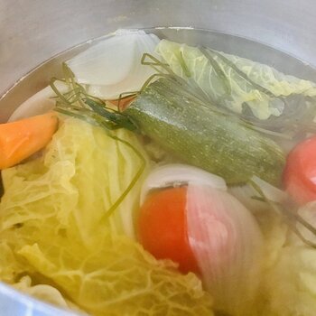 Preparing vegetable broth.jpeg