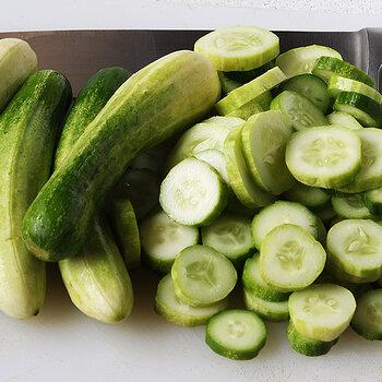 Cucumber chopped 1 s.jpg