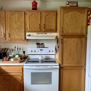 Kitchen West Wall