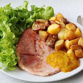 Gammon with piccalilli 2 s.jpg