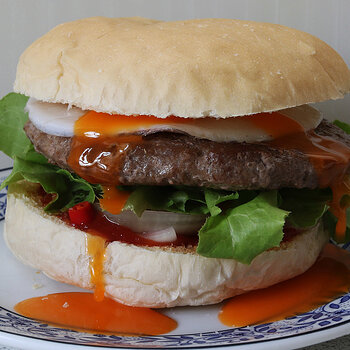 egg chilli burger 2 s.jpg