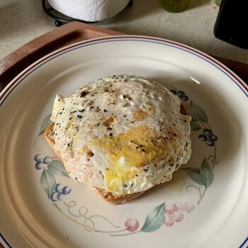 Egg-Topped Burger On Toast