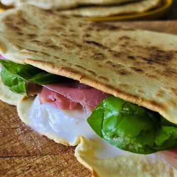 Stuffed Piadina.jpg