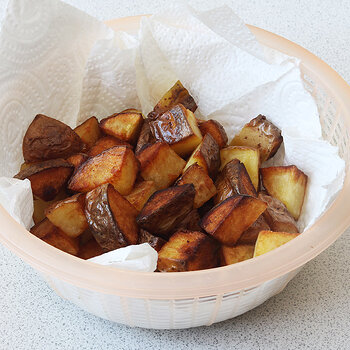 Fried potatoes s.jpg