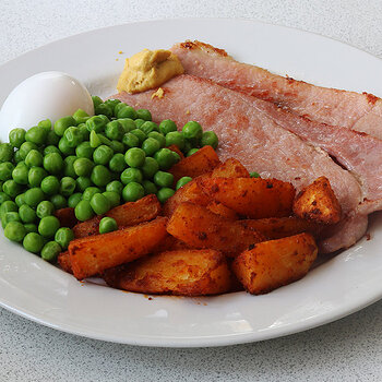 Gammon and paprika spuds 2 s.jpg