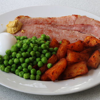 Gammon and paprika spuds s.jpg