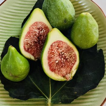 The healthy-side of brekky with Figs.jpeg