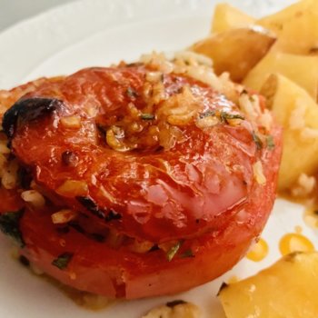 Rice-Stuffed Tomato with Potatoes.jpeg