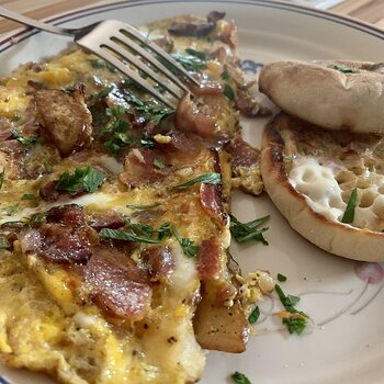 Potato Omelette & English Muffin