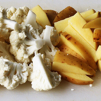 Cauliflower and potatoes s.jpg