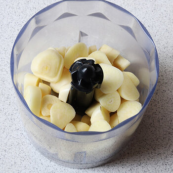 Chopped garlic s.jpg